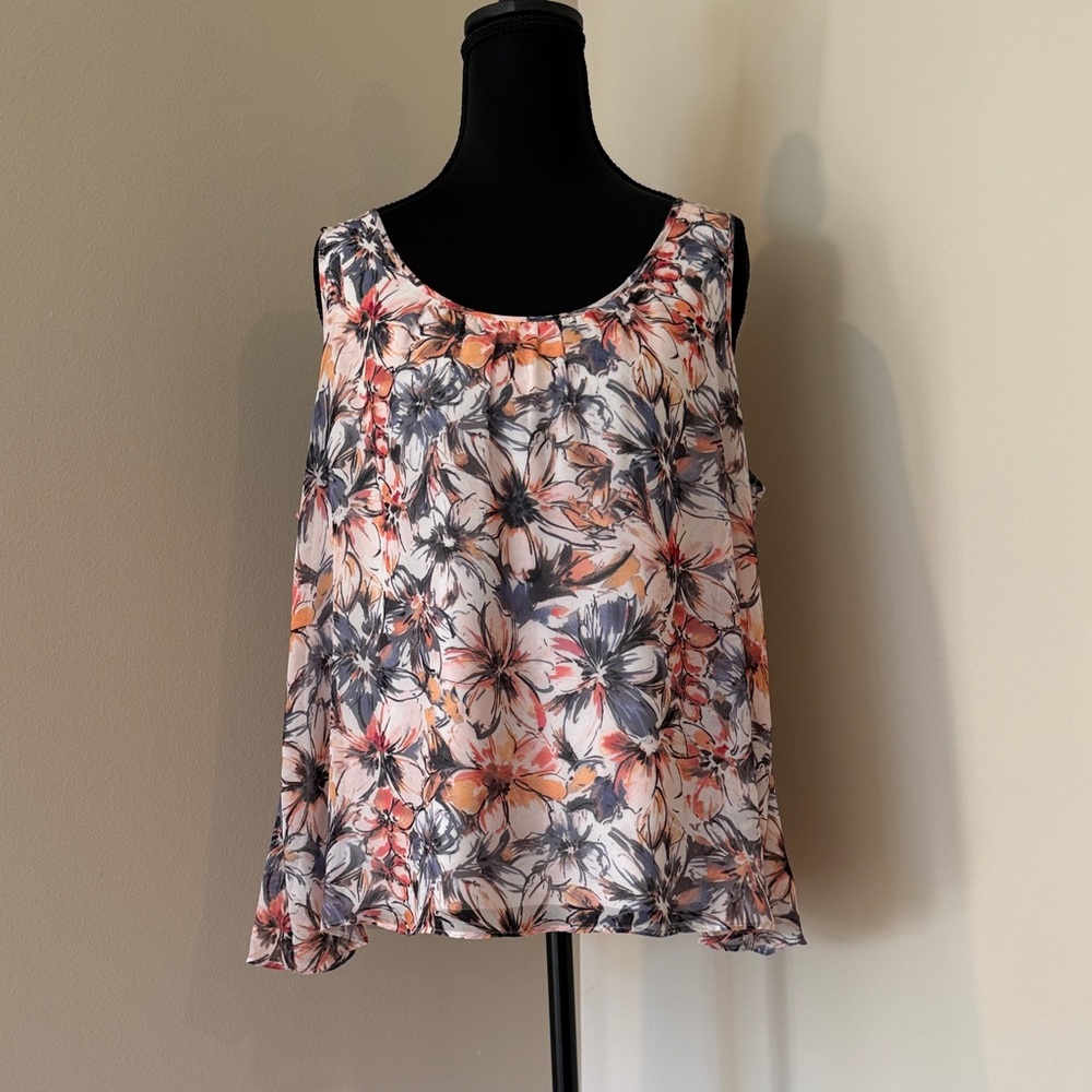 LOFT Floral Scoop-Neck Camisole in Peach, Coral, Gray and White